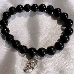 Beaded skull 💀 bracelet